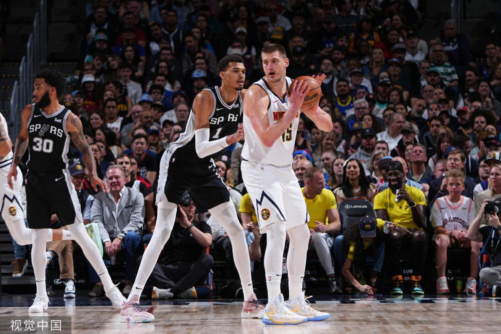 陷入了深深 陷入了深深